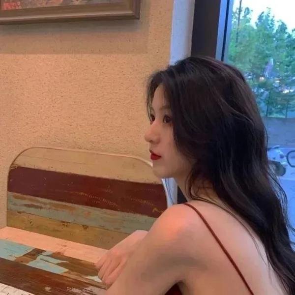 女人们的谈话